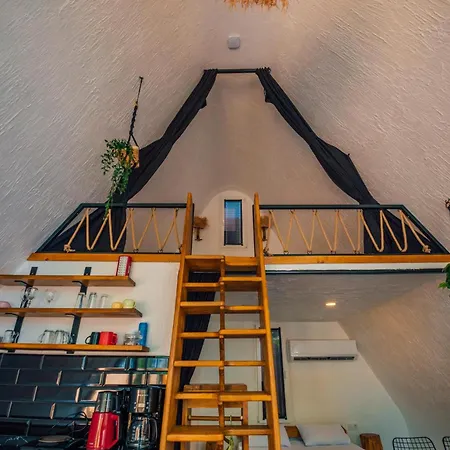 Natho Lakeside Hotel *